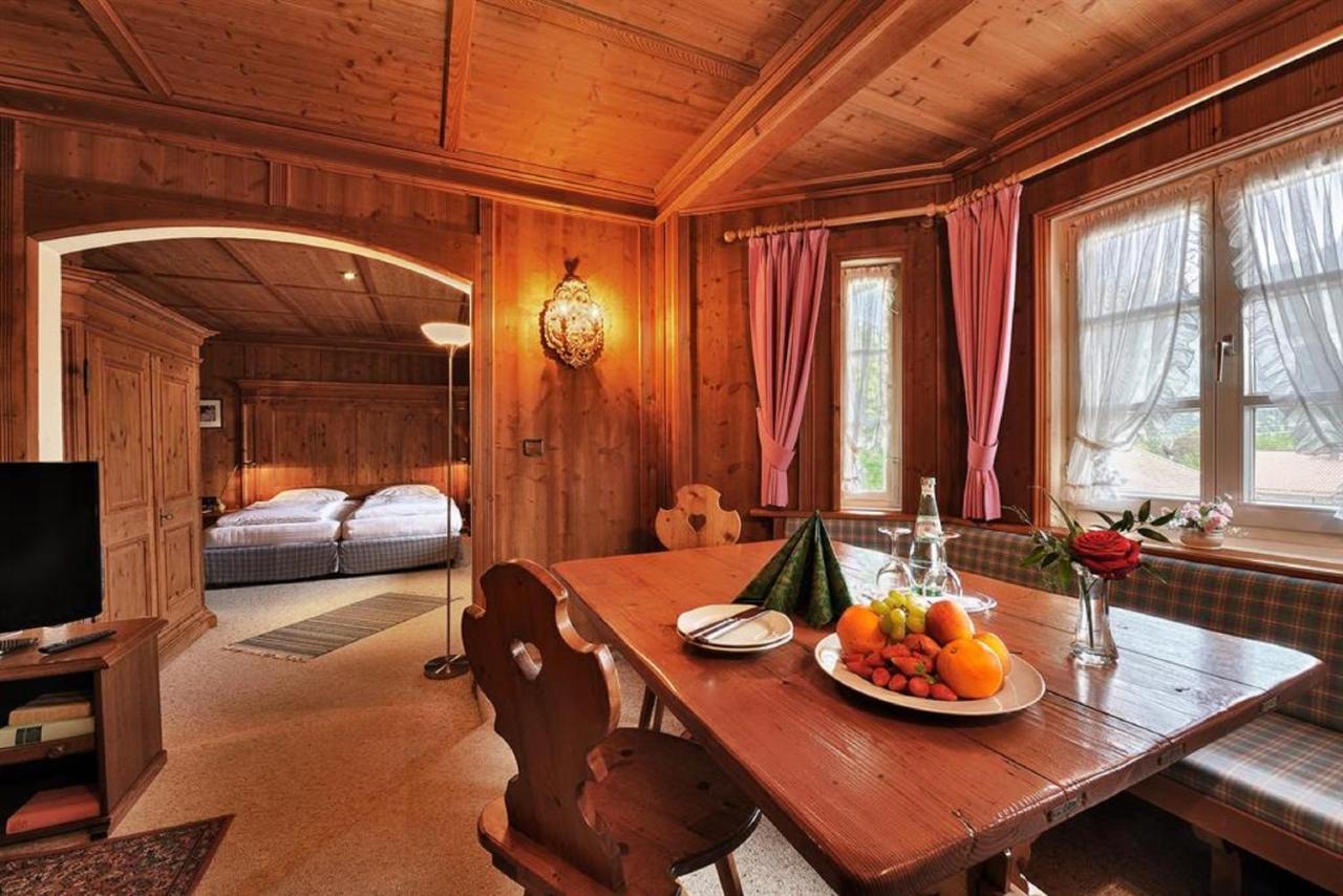 Gasthof & Hotel Zur Post 발가우 외부 사진
