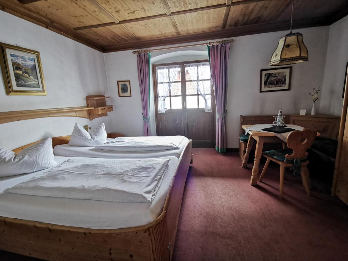 Gasthof & Hotel Zur Post 발가우 외부 사진