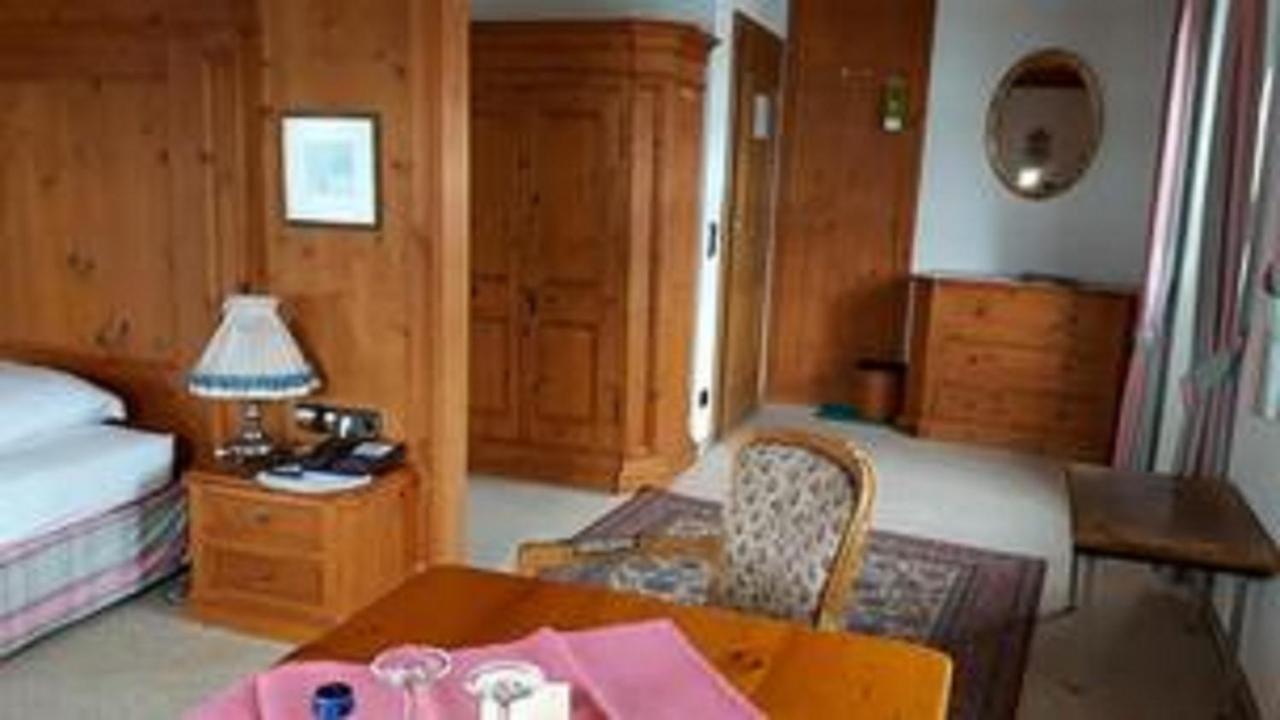 Gasthof & Hotel Zur Post 발가우 외부 사진