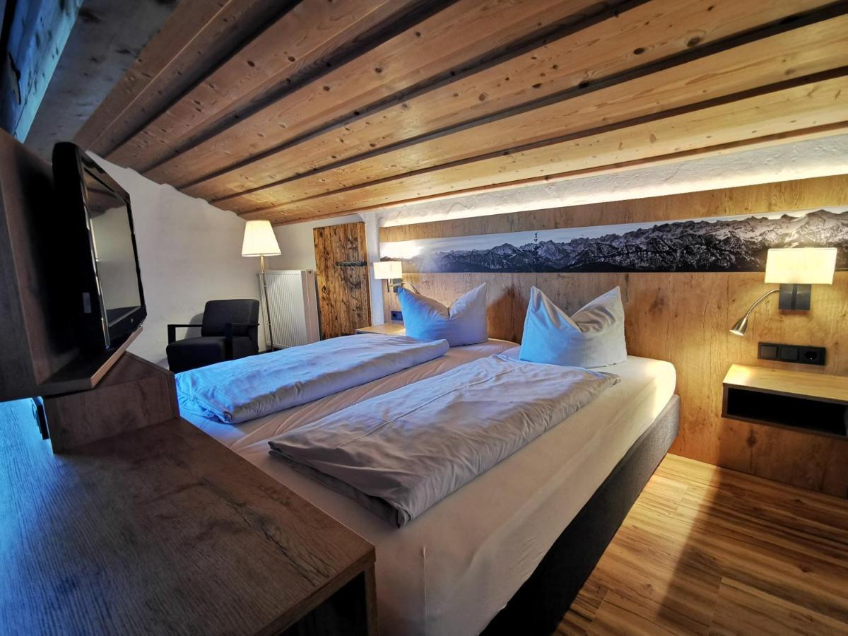 Gasthof & Hotel Zur Post 발가우 외부 사진